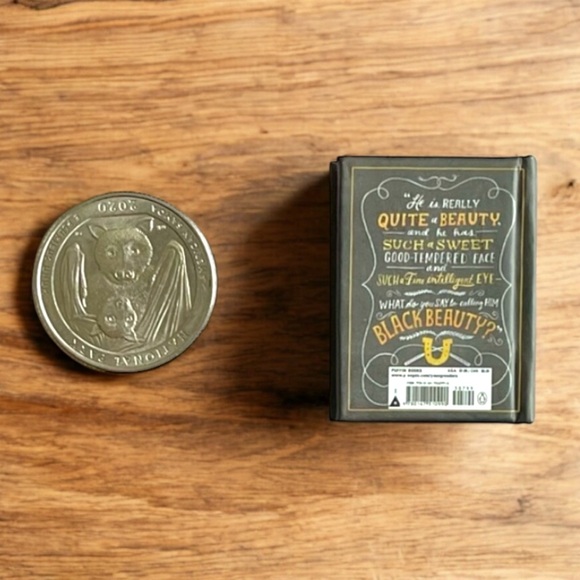 Mini Brands Book Black Beauty - Picture 2 of 2